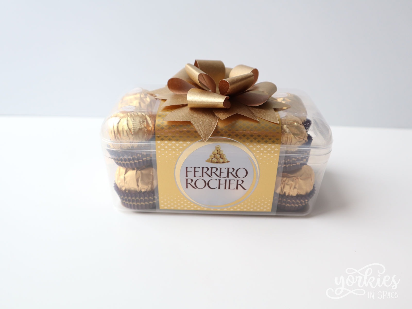 Ferrero doosje met strik